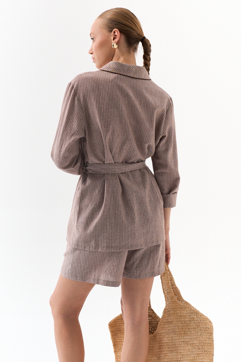 Костюм из смесового льна с кантом 