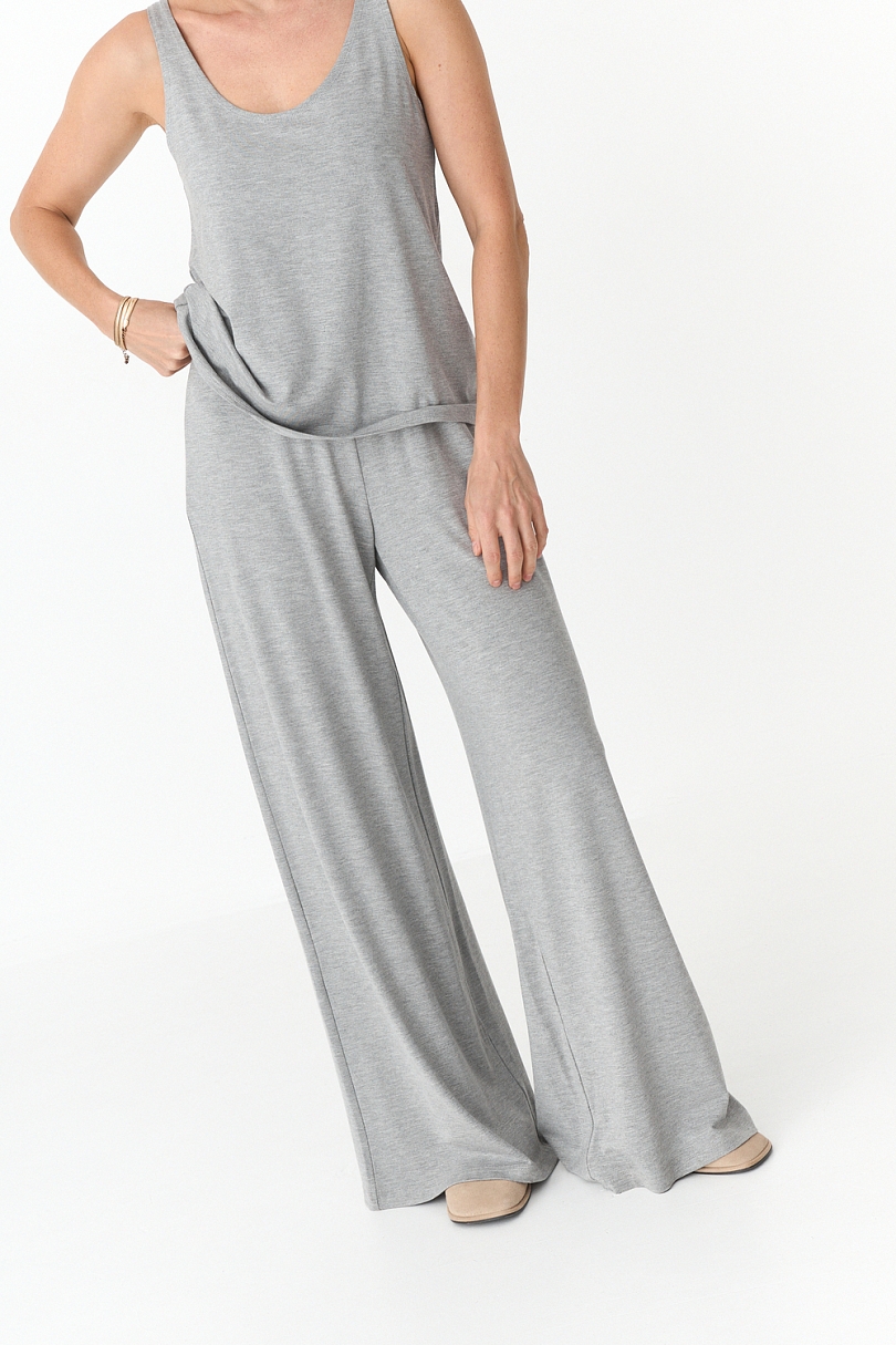 Костюм с кардиганом из вискозы тройка