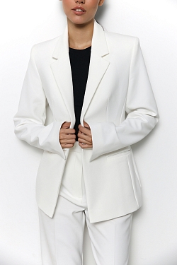 Жакет приталенный в классическом стиле