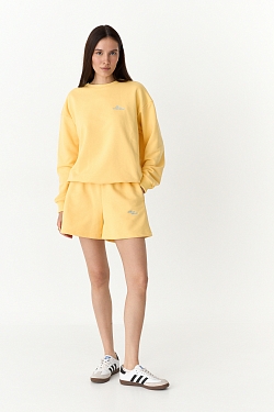 Костюм с шортами из мягкого трикотажа 