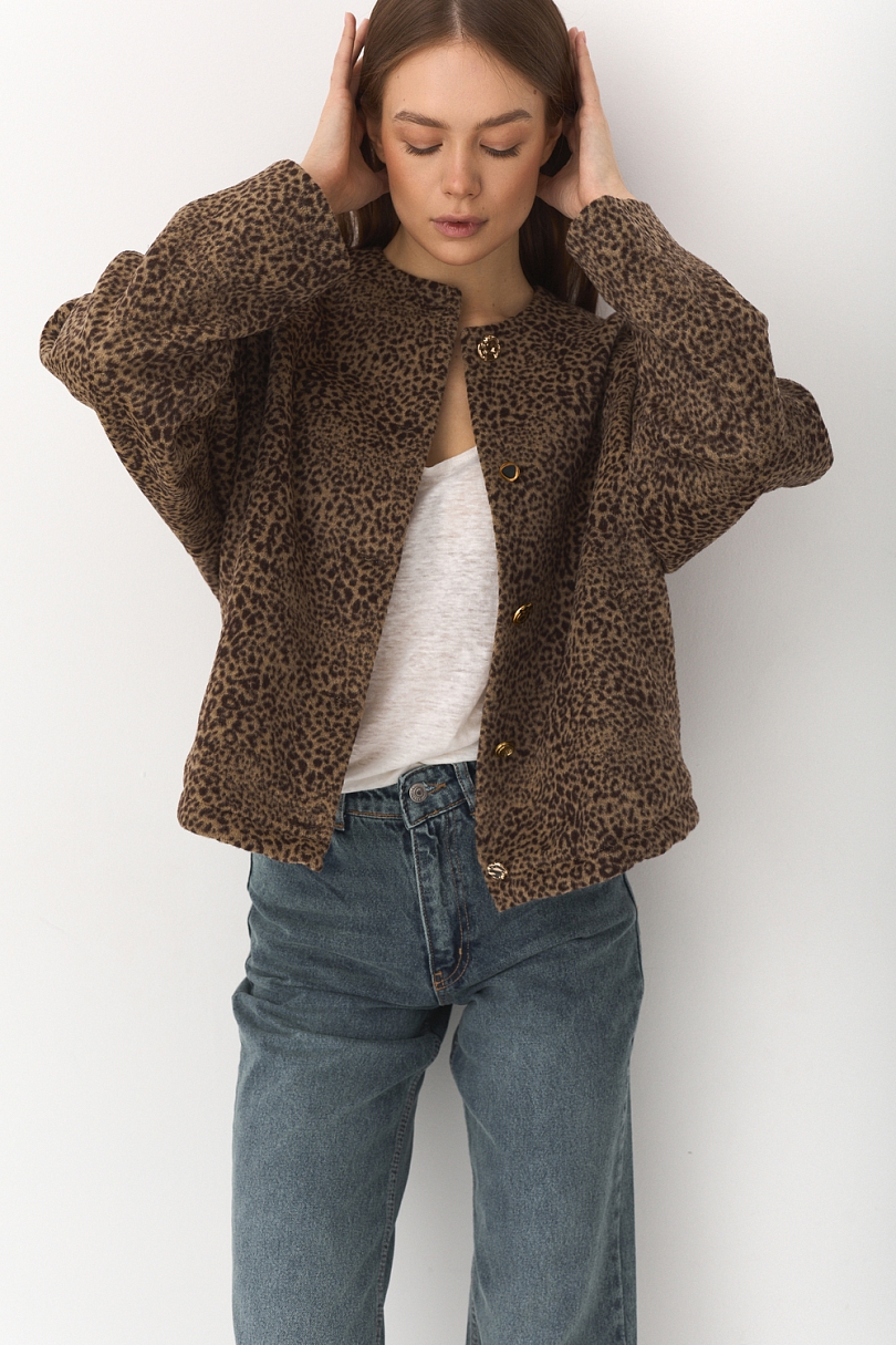 Жакет с акцентными пуговицами