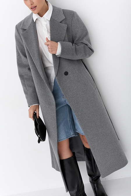 Пальто прямого кроя с поясом