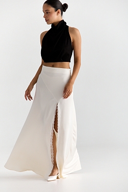 Юбка макси с кружевом и разрезом 