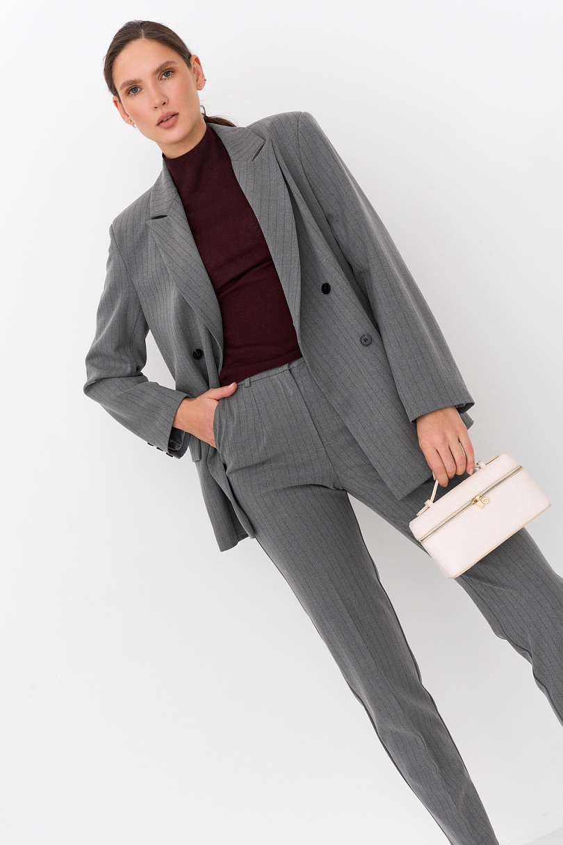 Жакет двубортный в полоску