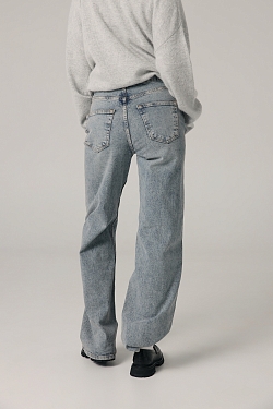 Джинсы прямые с завышенной посадкой