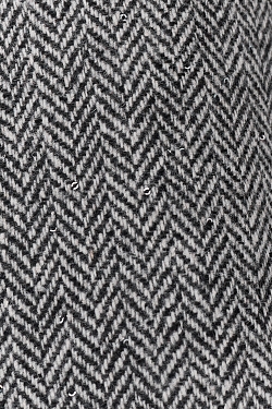 Жакет приталенный с акцентными плечами из шерсти с пайетками