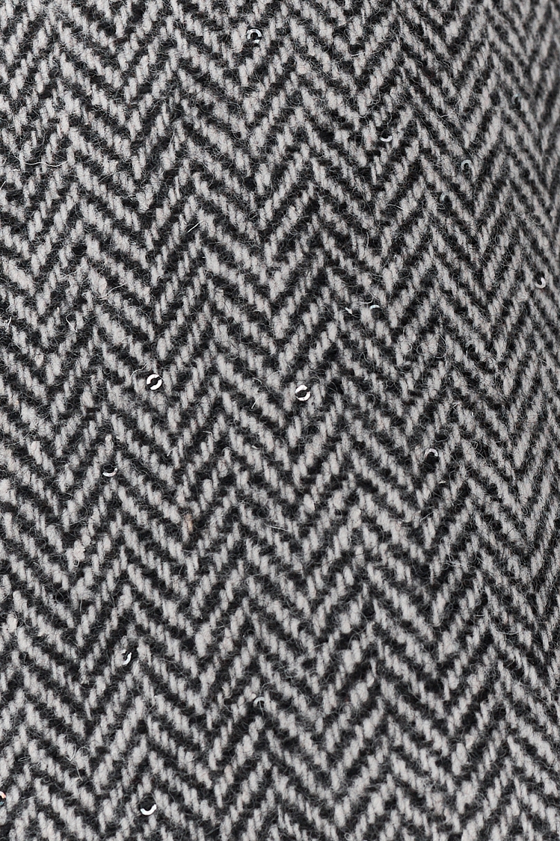 Жакет приталенный с акцентными плечами из шерсти с пайетками