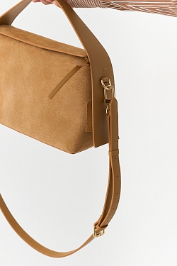 Сумка из замши с клапаном