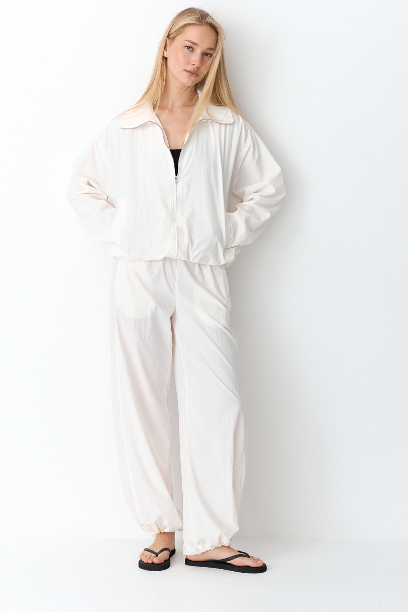 Брюки из облегченной ткани