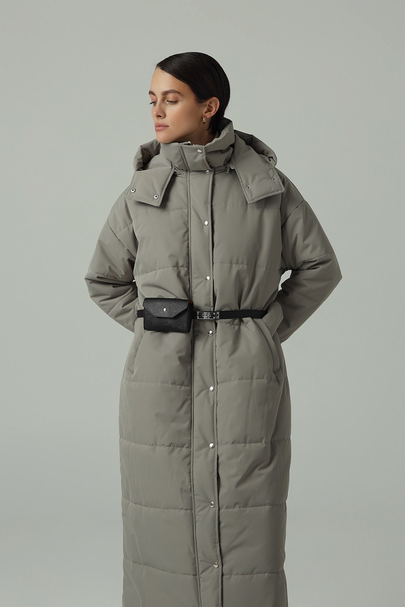 Пуховик удлиненный со съемным капюшоном