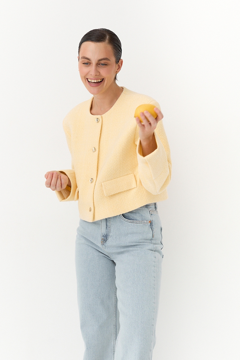 Жакет из твида укороченный