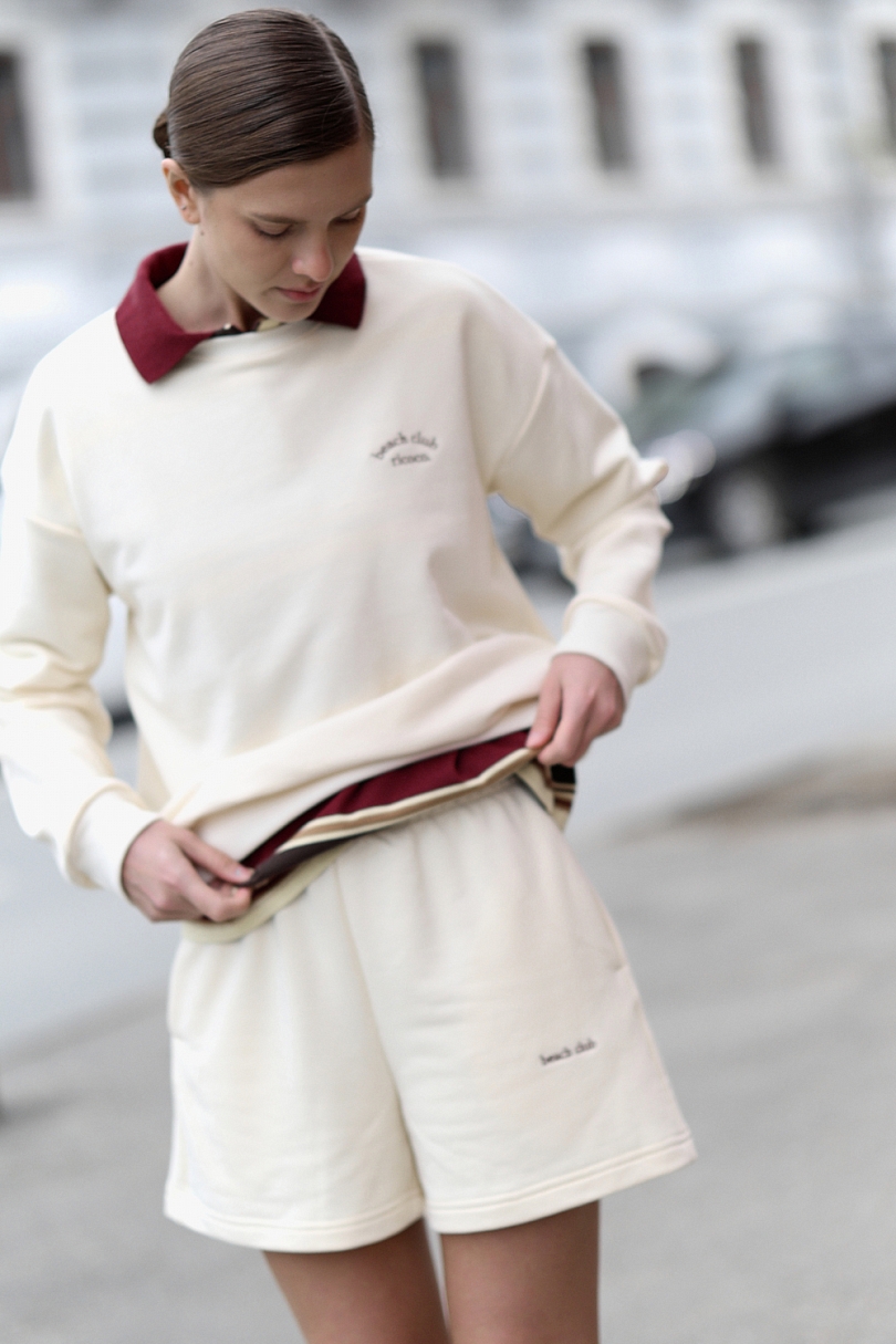 Костюм с шортами из мягкого трикотажа 