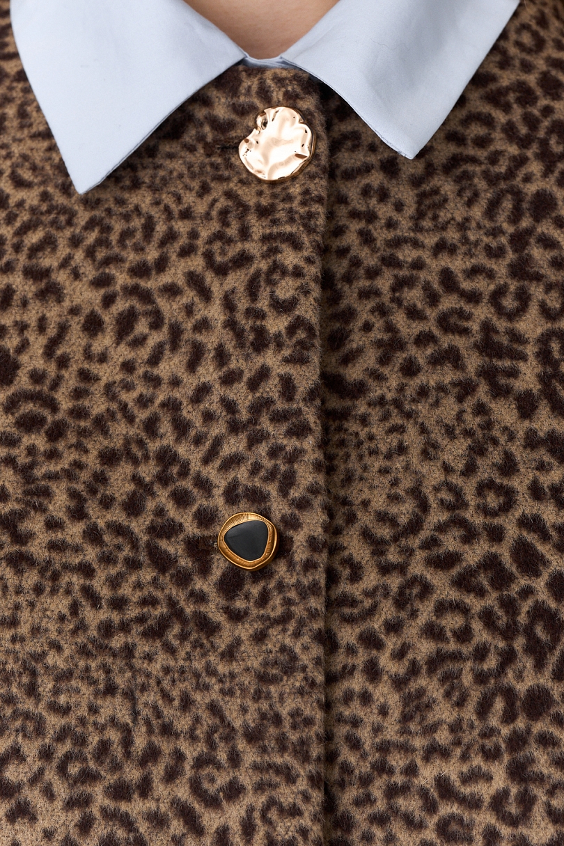 Жакет с акцентными пуговицами