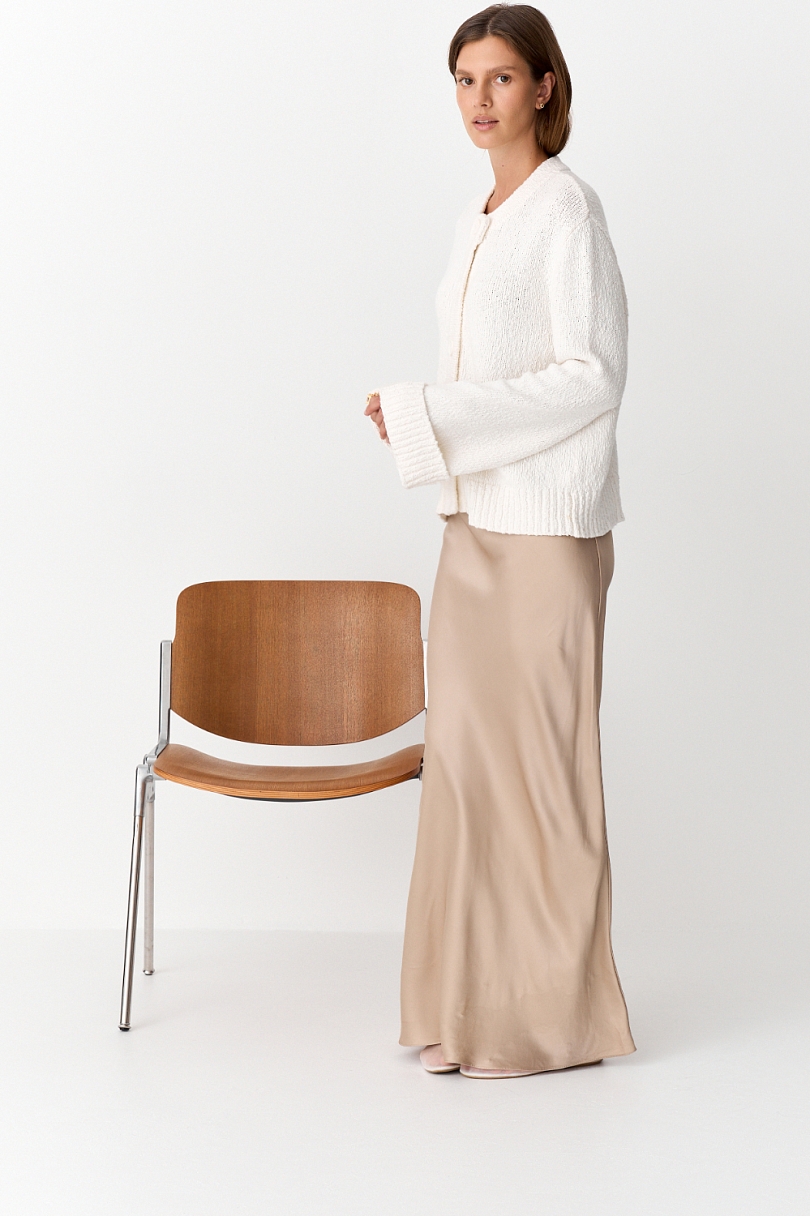 Юбка из вискозного шелка по косой