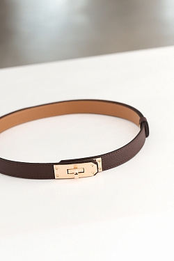 Ремень из натуральной кожи с замком золото