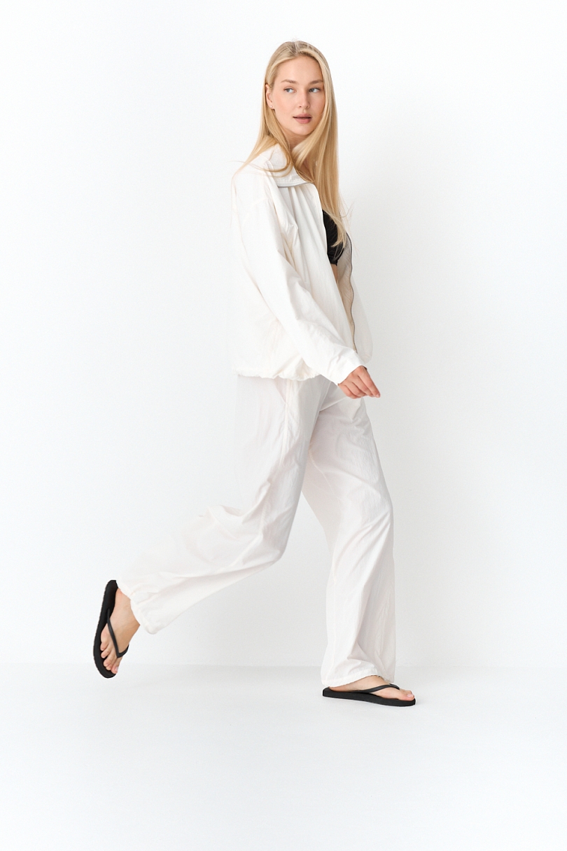 Брюки из облегченной ткани