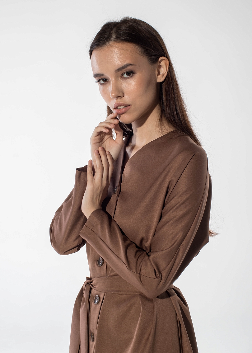 Платье с пуговицами спереди