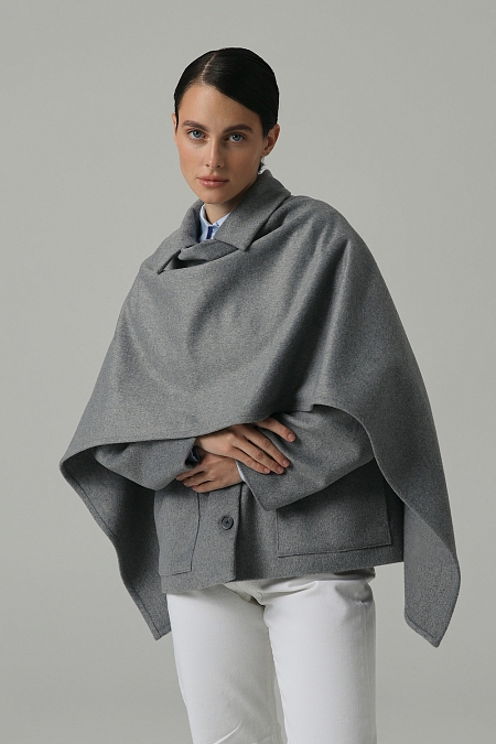 Пальто укороченное с шарфом