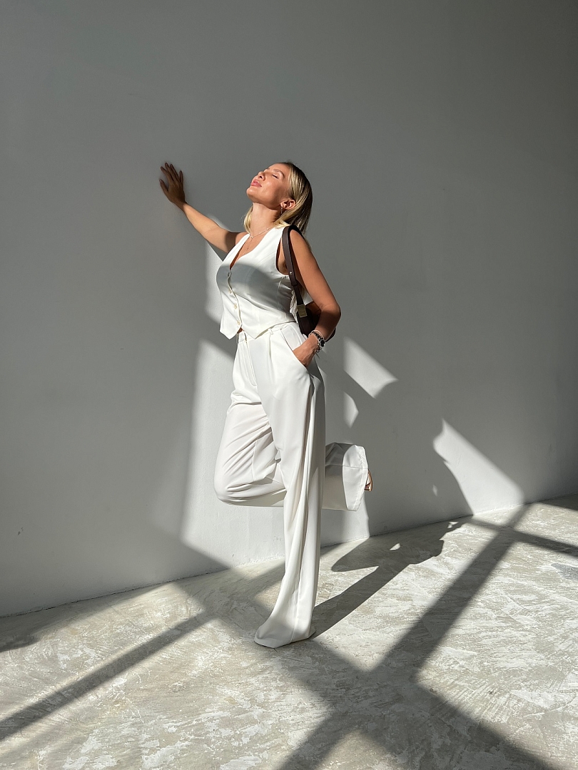 Брюки палаццо струящиеся