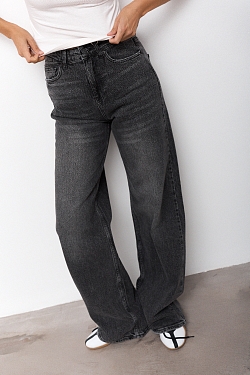 Джинсы прямые с завышенной посадкой