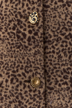 Жакет с акцентными пуговицами