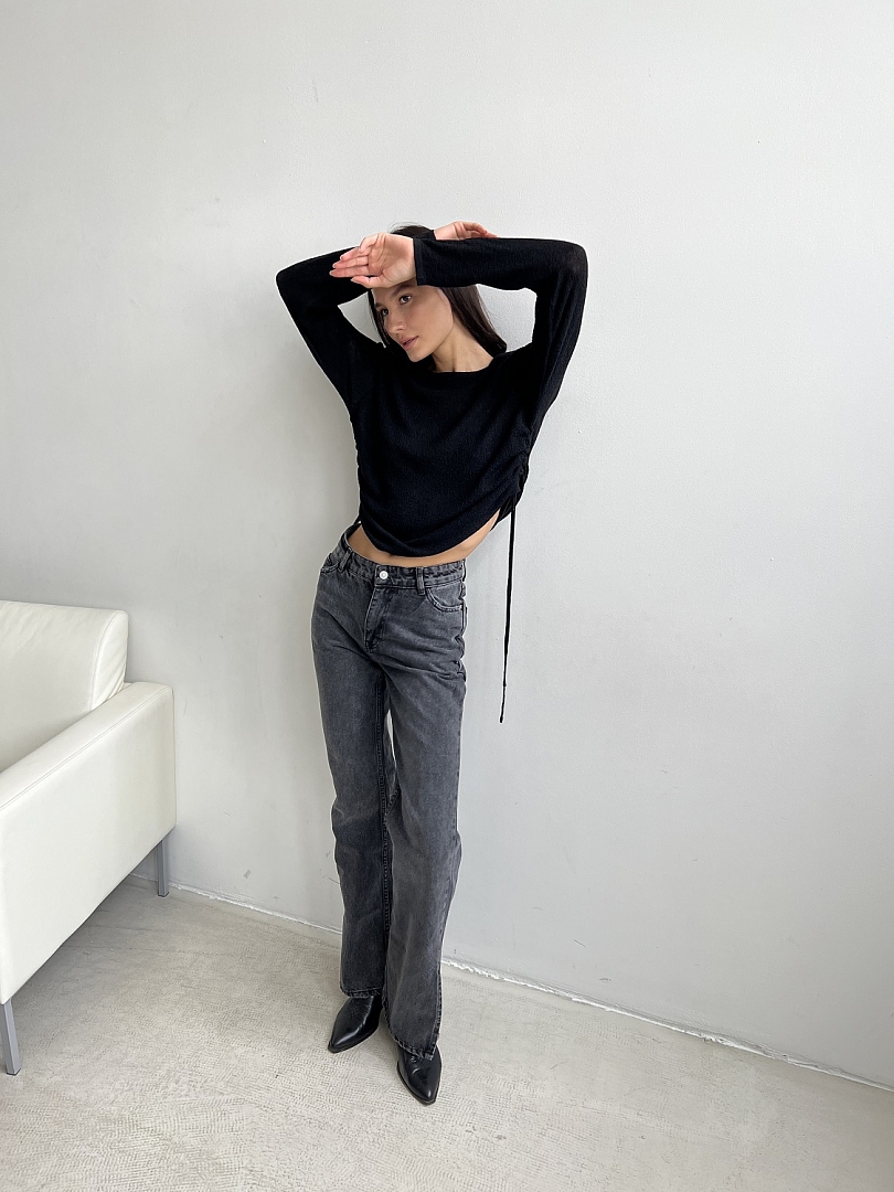 Джинсы с разрезом