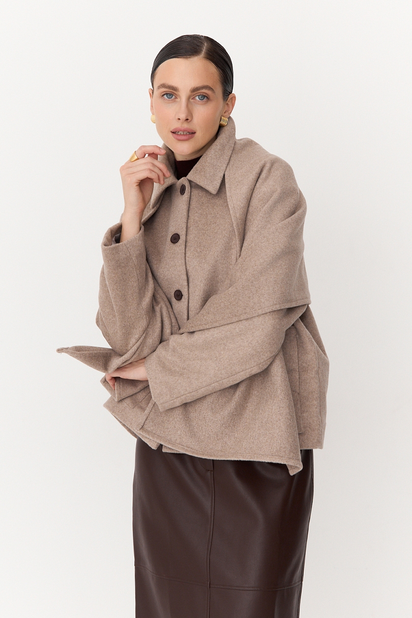 Пальто укороченное с шарфом