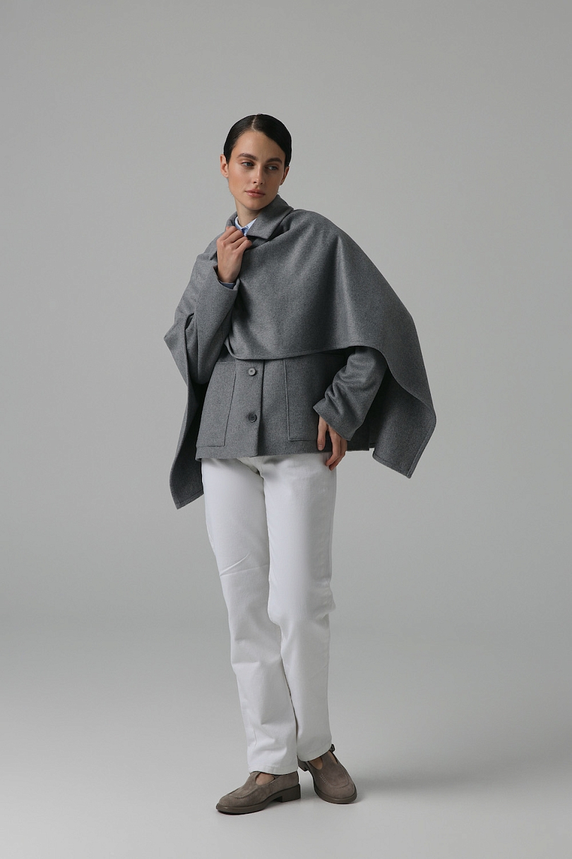 Пальто укороченное с шарфом