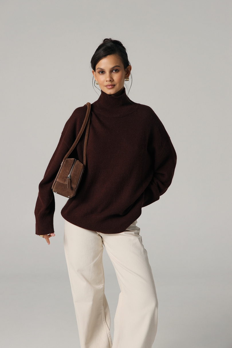 Свитер с широкими рукавами с ангорой