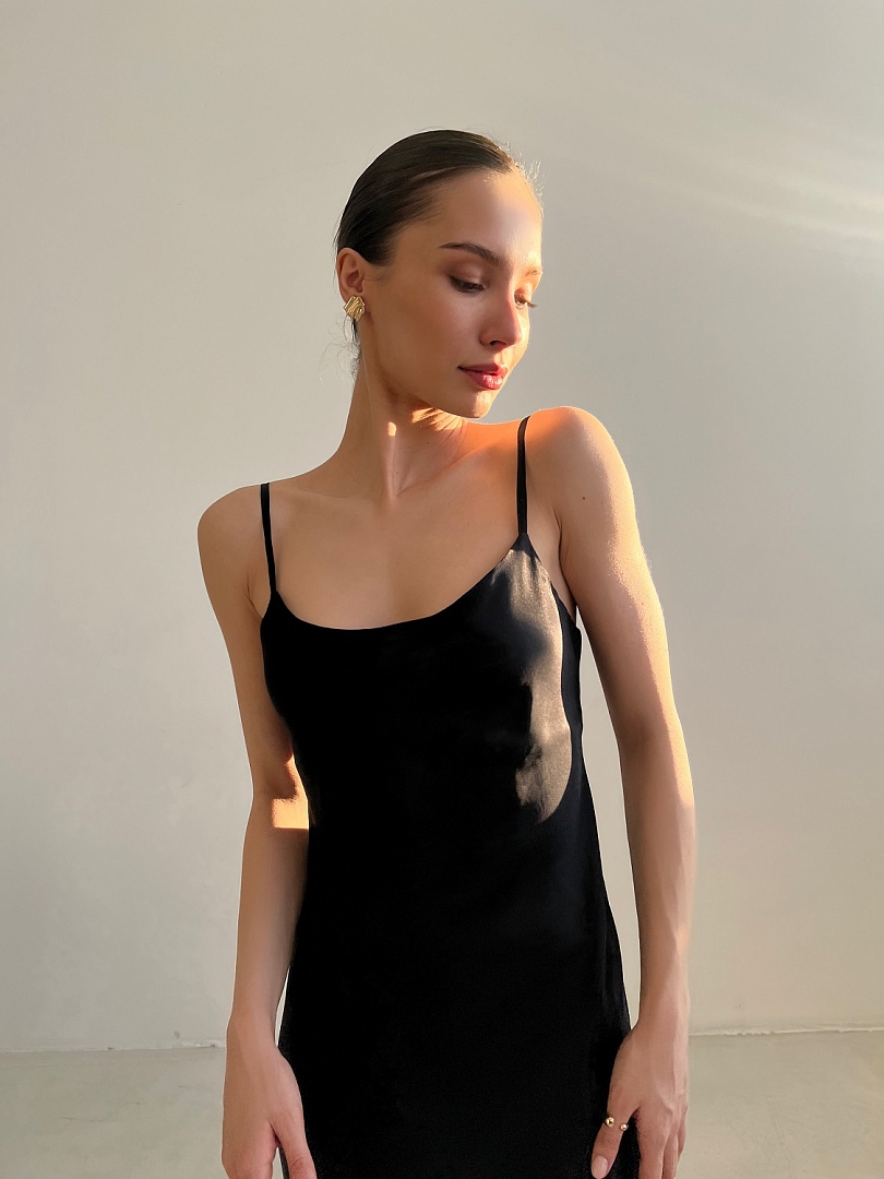 Комбинация с открытой спиной