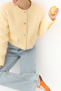 Жакет из твида укороченный