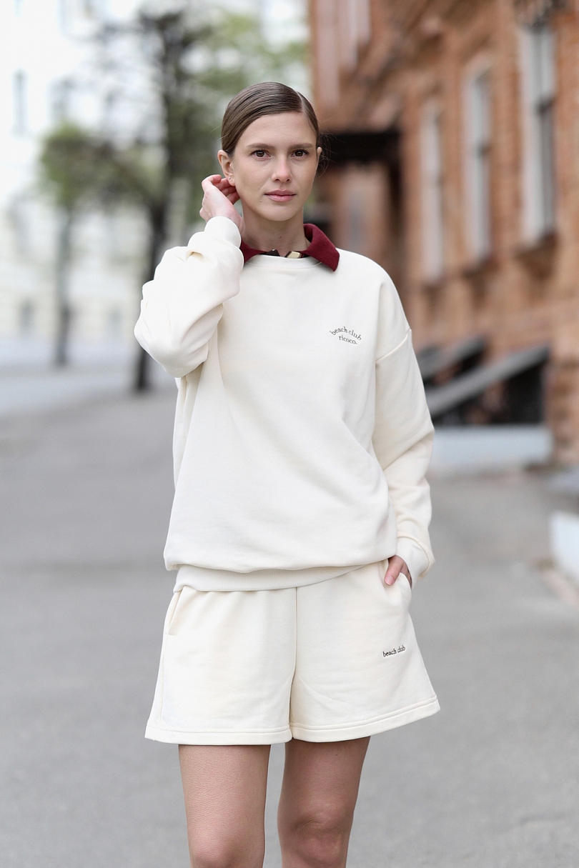 Костюм с шортами из мягкого трикотажа 