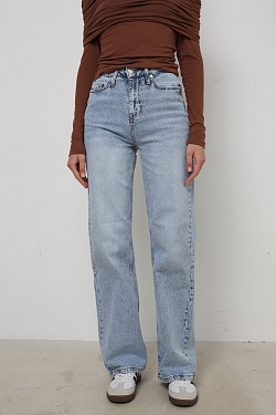Джинсы прямые с завышенной посадкой