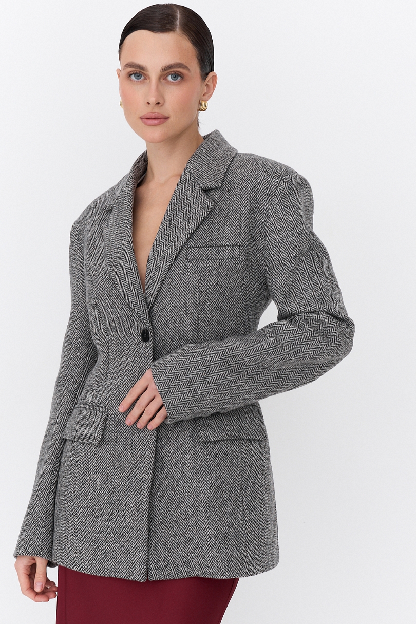 Жакет приталенный с акцентными плечами из шерсти с пайетками