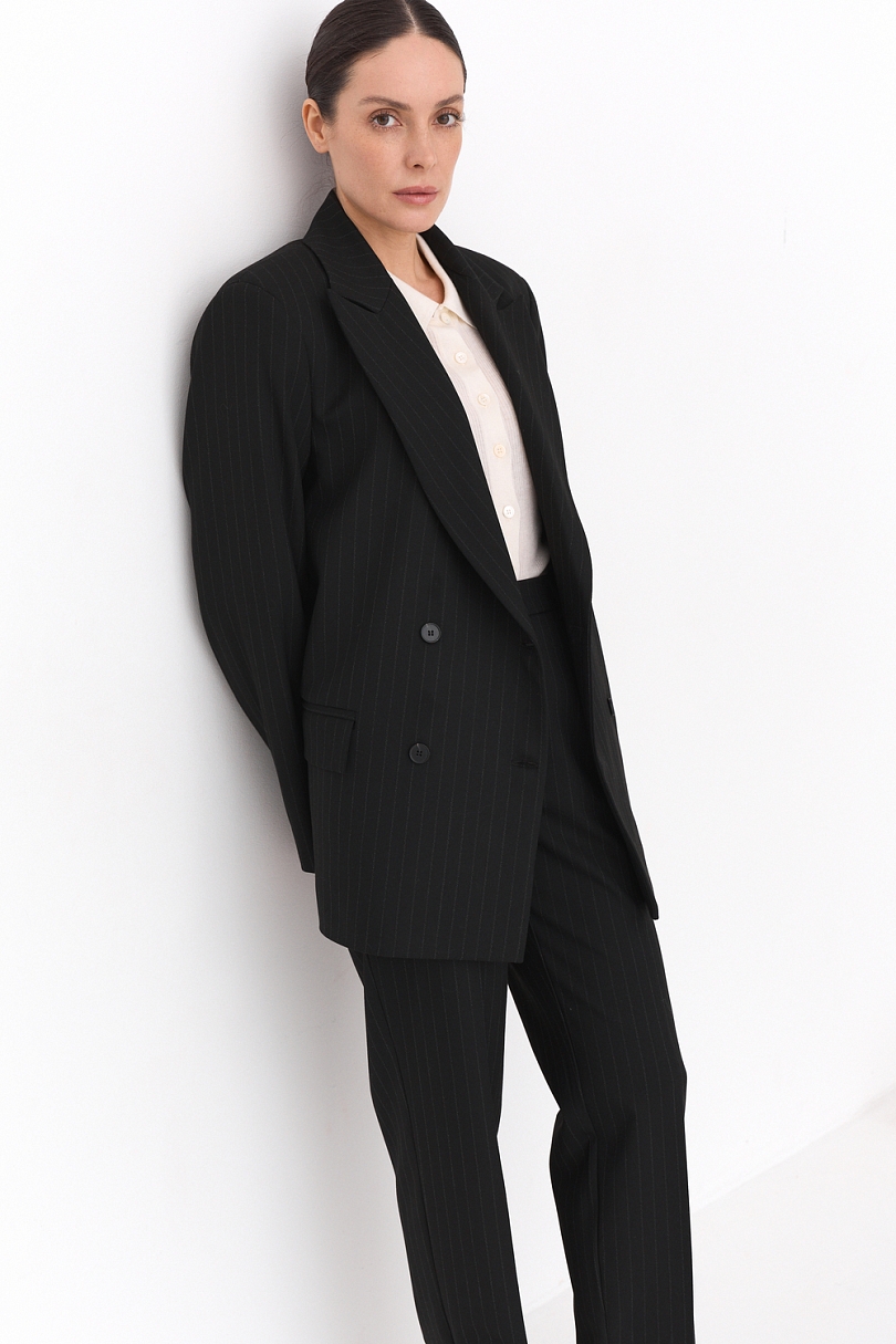 Жакет двубортный в полоску
