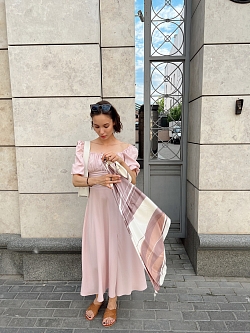 Платье с завязками на груди 